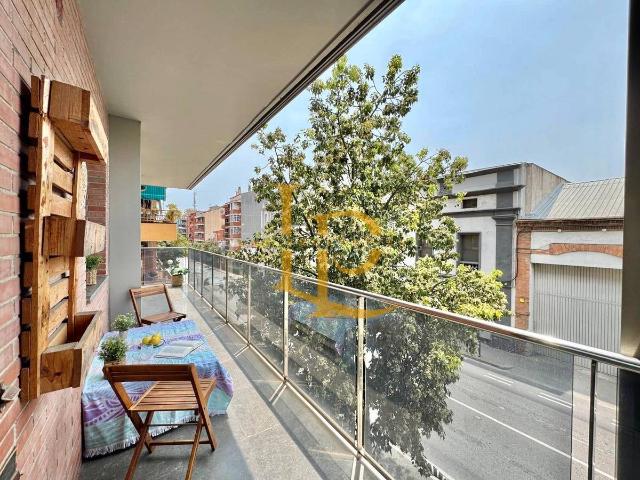 Piso en venta en Cerdanyola Del Vallès, Sant Martí