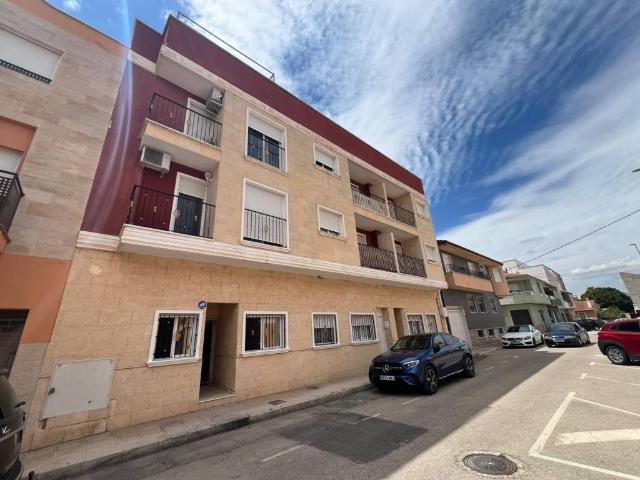 Piso en venta en Catral