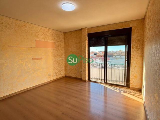 Piso en venta en Cedillo Del Condado, Toledo