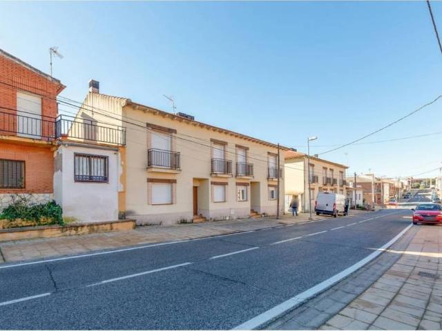 Piso en venta en Cenicientos, Madrid