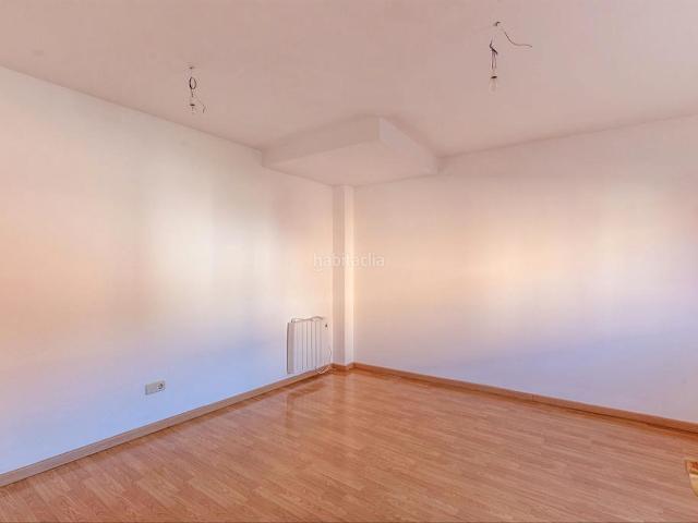 Piso en venta en Cenicientos, Madrid