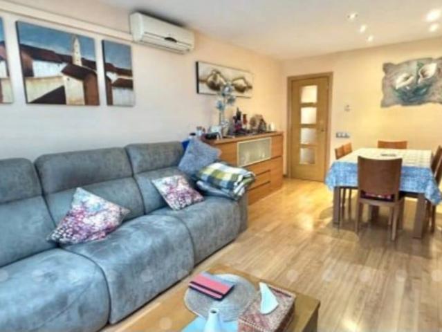 Piso en venta en Santa Coloma De Gramenet, Centre