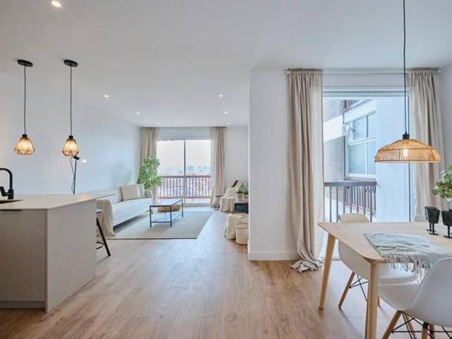 Piso en venta en L'hospitalet De Llobregat, Centre