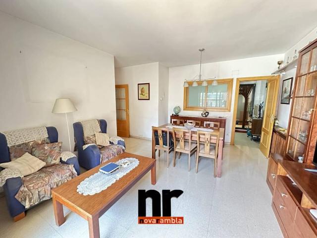 Piso en venta en Ripollet, Maragall