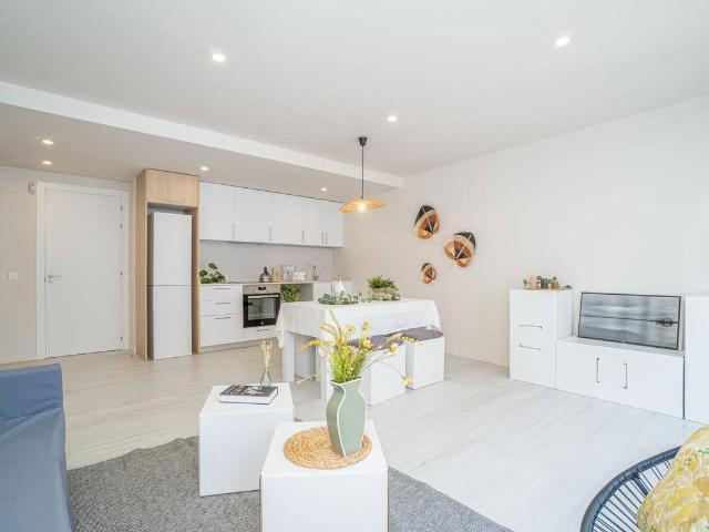 Piso en venta en Figueres, Girona