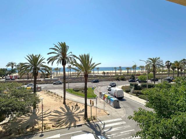 Apartamento en venta en Eixample, Maresme