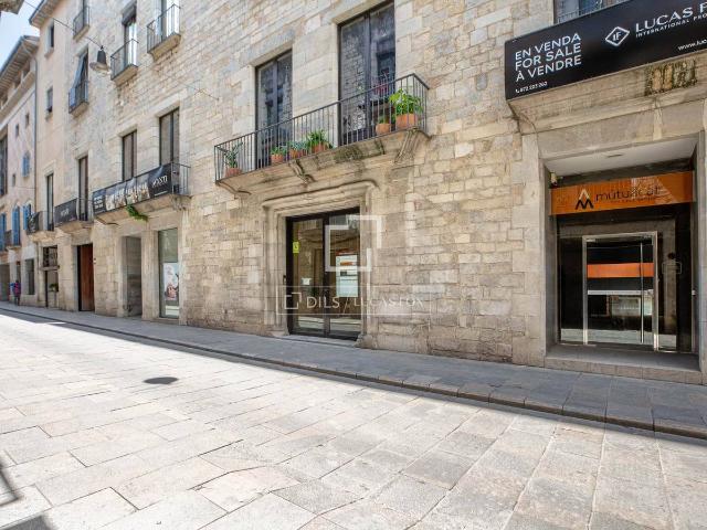 Piso en venta en Barri Vell, Girona