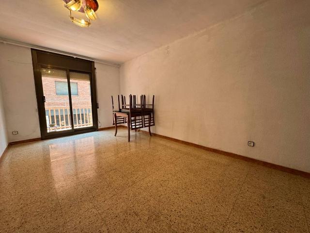 Piso en venta en Cerdanyola Del Vallès, Sant Martí