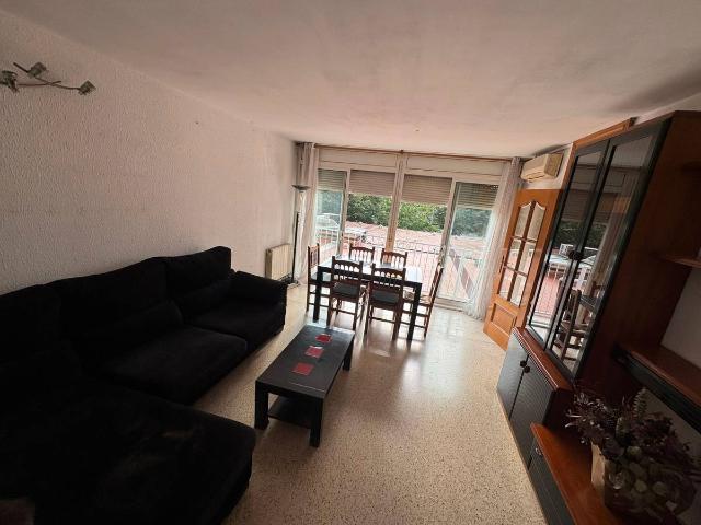 Piso en venta en Cerdanyola Del Vallès, Sant Martí