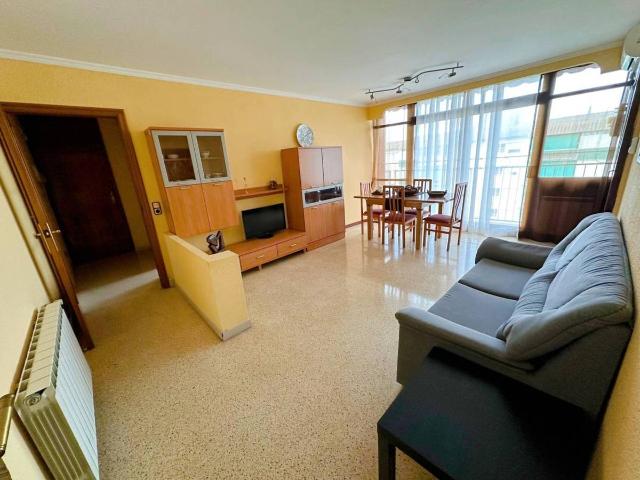 Piso en venta en Cerdanyola Del Vallès, Sant Martí Piso en venta en Cerdanyola Del Vallès, Sant Martí