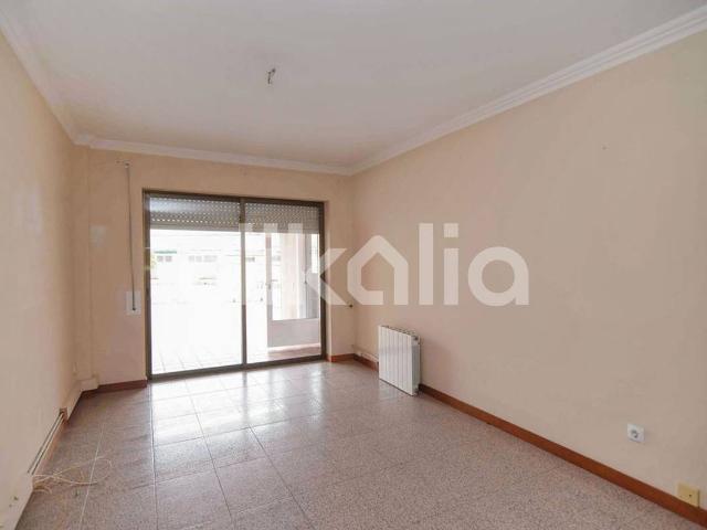 Piso en venta en Cerdanyola Del Vallès, Sant Martí