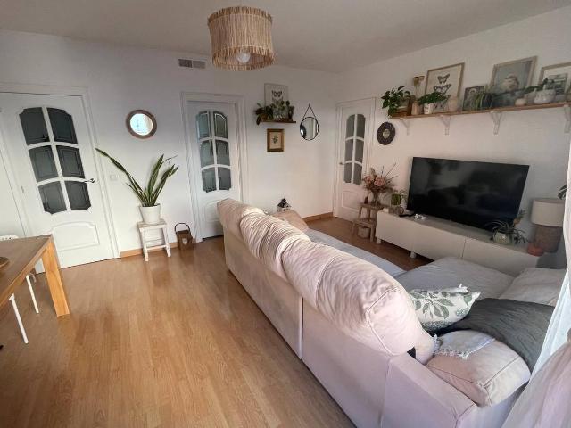 Piso en venta en Àngela Roca, Gavà