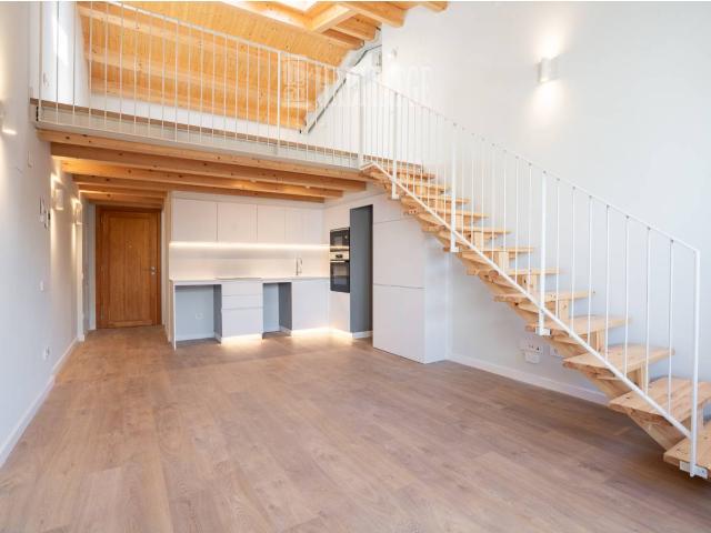 Dúplex en venta en Barri dels Caputxins, Osona