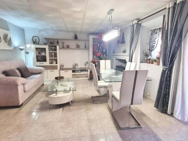 Piso en venta en Vilanova I La Geltrú, Centrevila