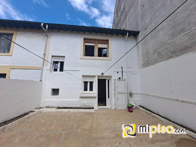Piso en venta en Laredo