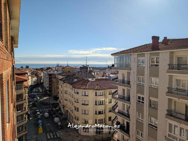 Piso en venta en Casco Histórico, Castro-urdiales