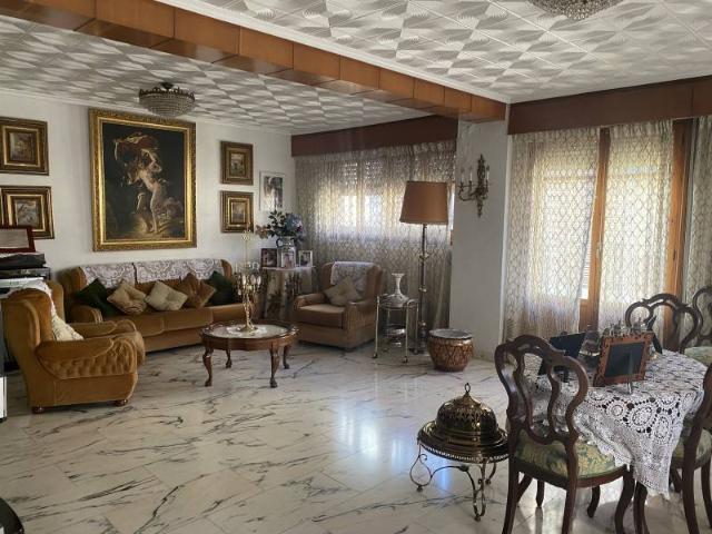 Piso en venta en Zona 2 (Centro y San Francisco), Lucena