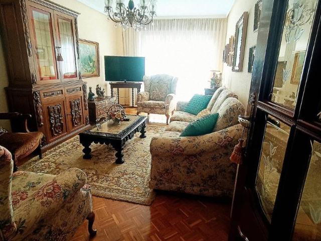 Piso en venta en Avilés, Asturias