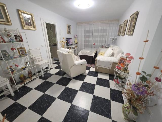 Piso en venta en Capuchinos, La Axarquía