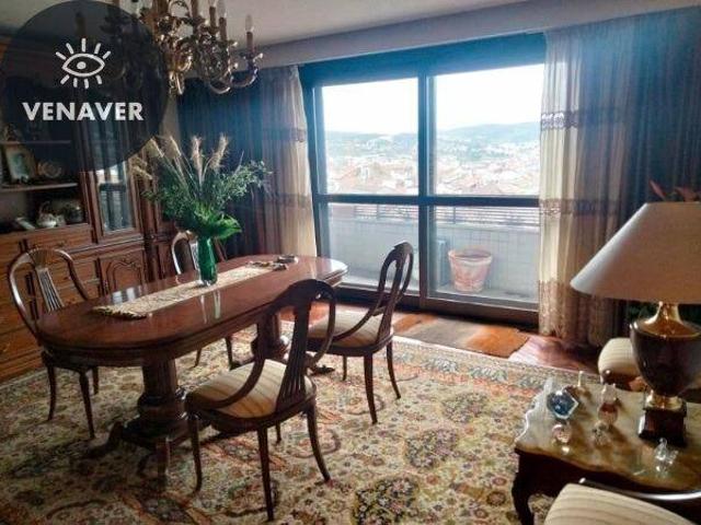 Piso en venta en Ourense, Casco Vello