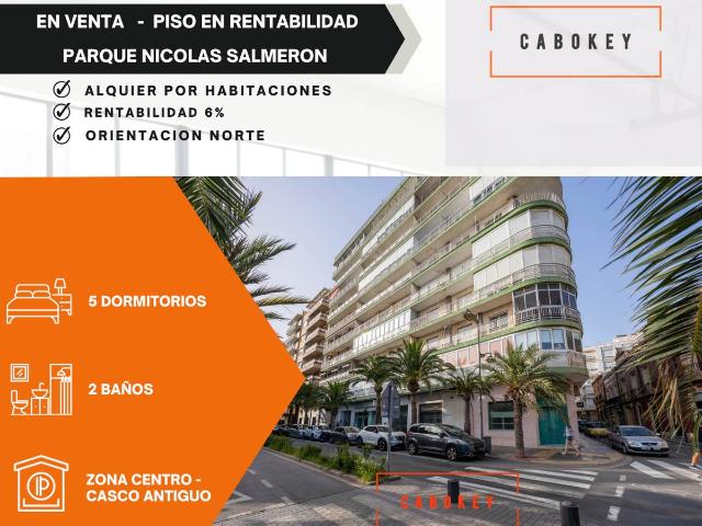 Piso en venta en Almedina, Almería
