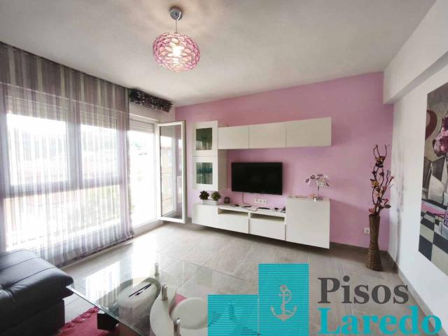 Piso en venta en Laredo