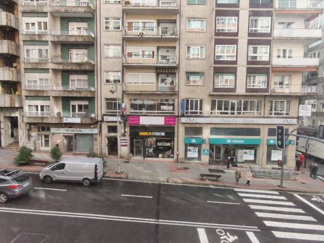 Piso en venta en Centro, Ourense