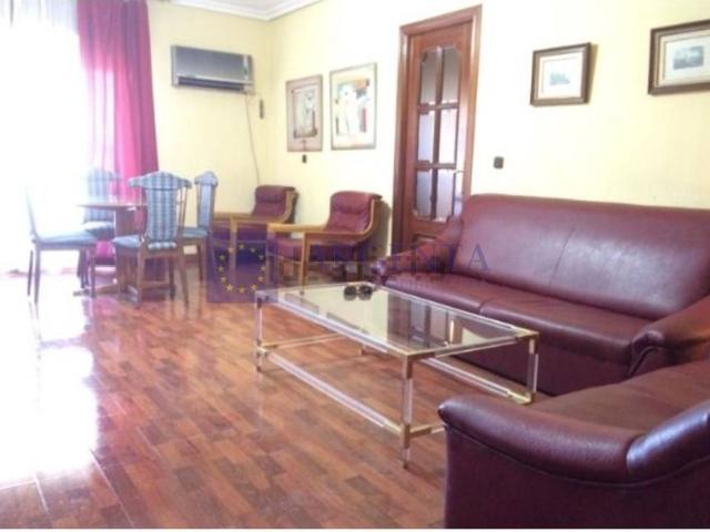 Piso en venta en Santiago, Cáceres