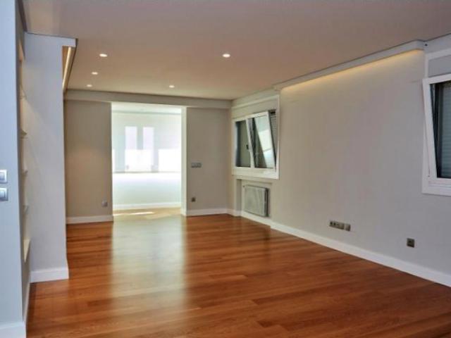 Piso en venta en Ourense, Gomesende