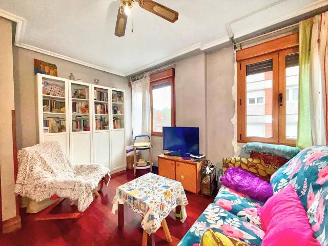 Piso en venta en Avilés, Asturias