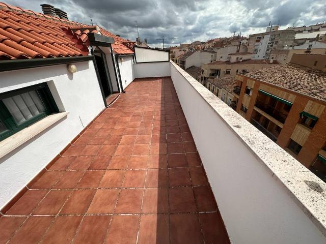 Piso en venta en Cuenca, Barrio de Tiradores