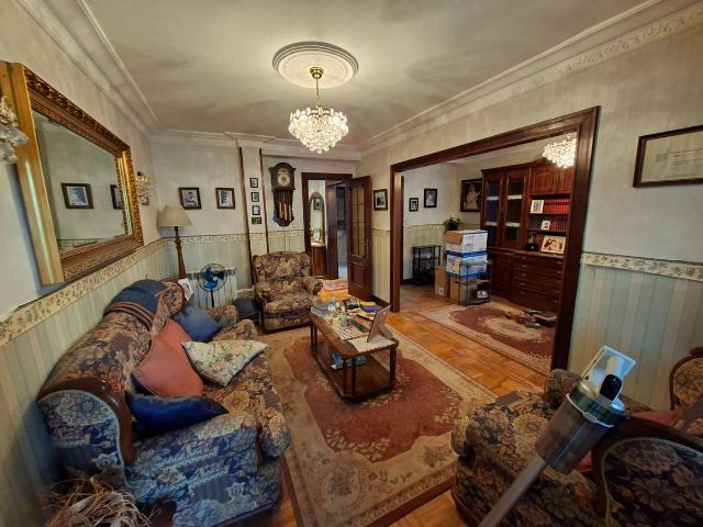 Piso en venta en Avilés, Asturias