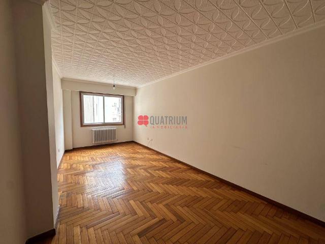 Piso en venta en Centro, Ourense