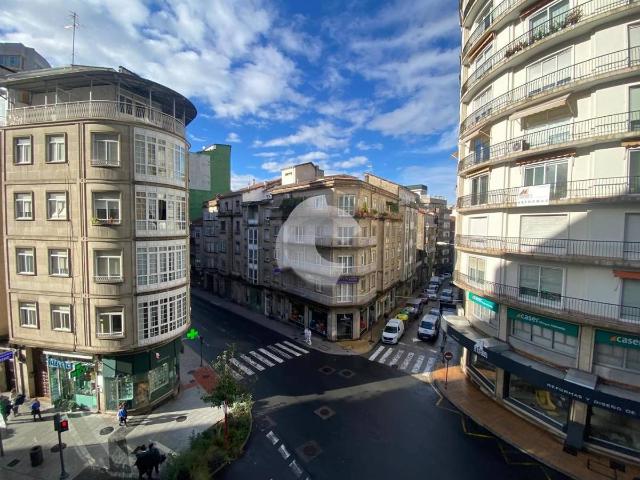 Piso en venta en Centro, Ourense