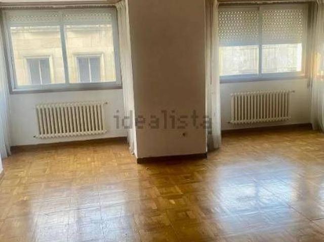 Piso en venta en Centro, Ourense