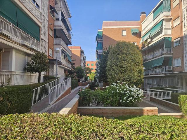 Piso en venta en Valdelasfuentes, Alcobendas