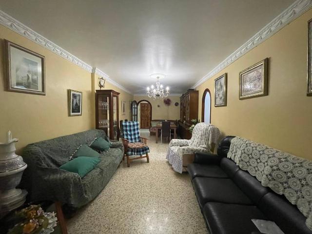Piso en venta en Capuchinos, La Axarquía
