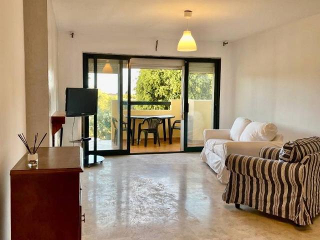 Piso en venta en Barriada Islas Canarias, Costa del Sol Occidental