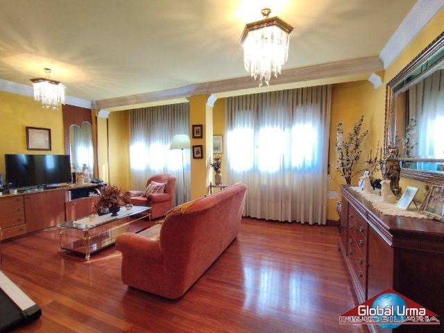Piso en venta en Barakaldo, Landaburu