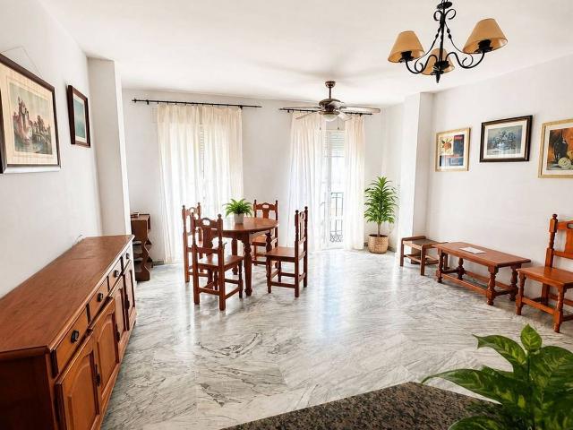Piso en venta en Capuchinos, La Axarquía