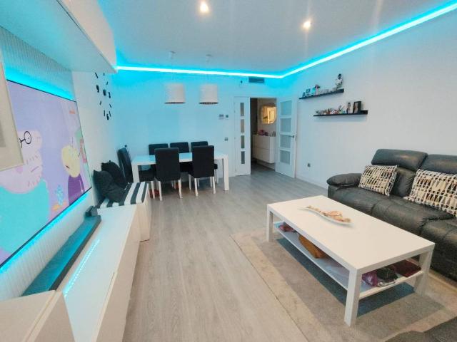 Piso en venta en Móstoles, Madrid
