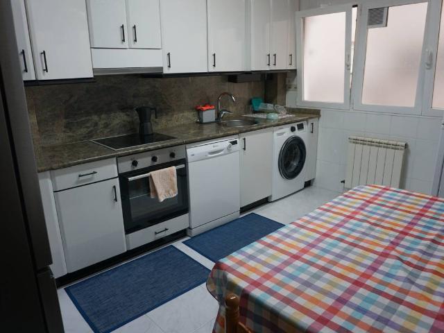 Piso en venta en Basauri, Urbi