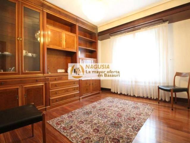 Piso en venta en Basauri, Urbi