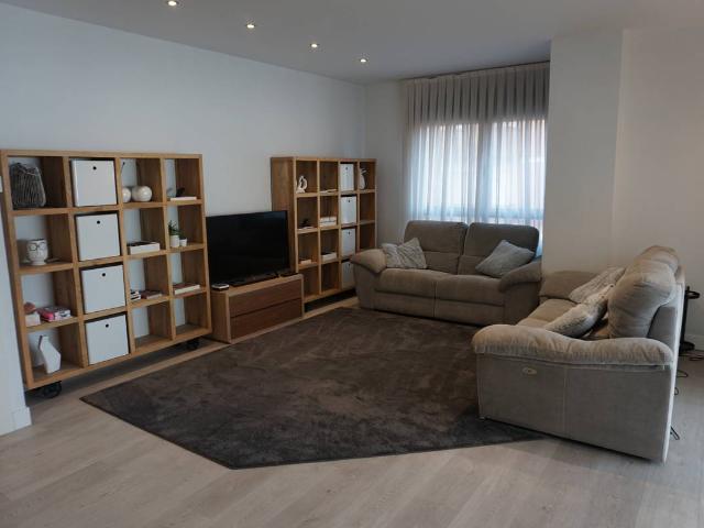 Piso en venta en Ariz, Basauri