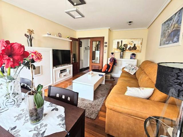 Piso en venta en Basauri, Urbi
