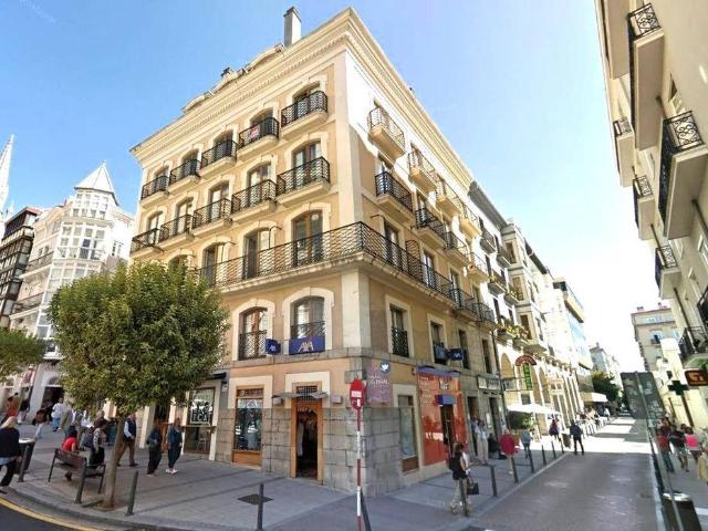 Piso en venta en Correos, Santander