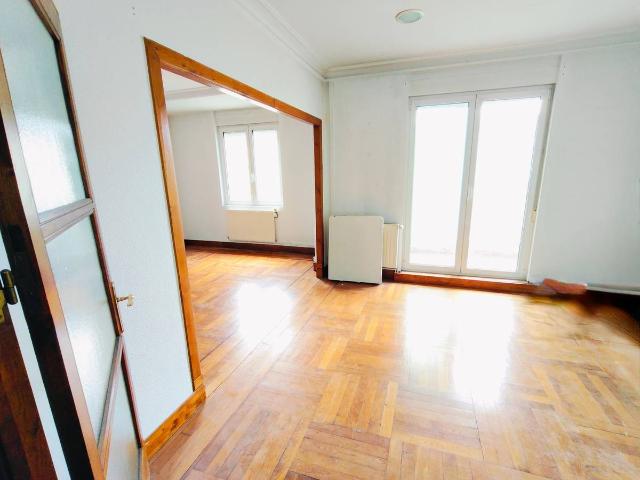 Piso en venta en Correos, Santander