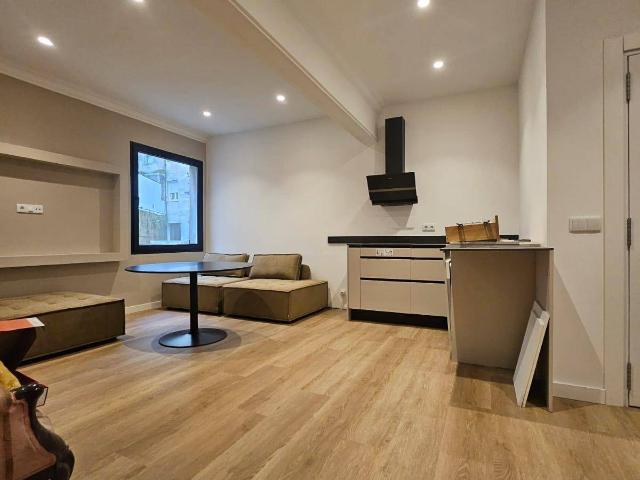 Piso en venta en Correos, Santander