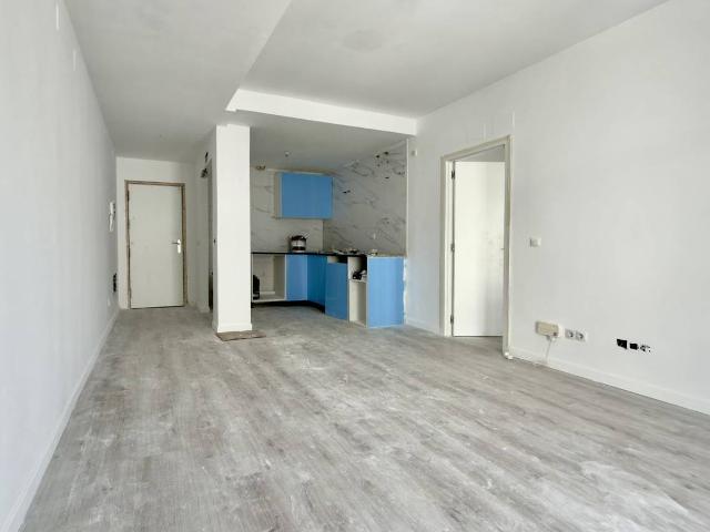 Piso en venta en Camas, Andalucía