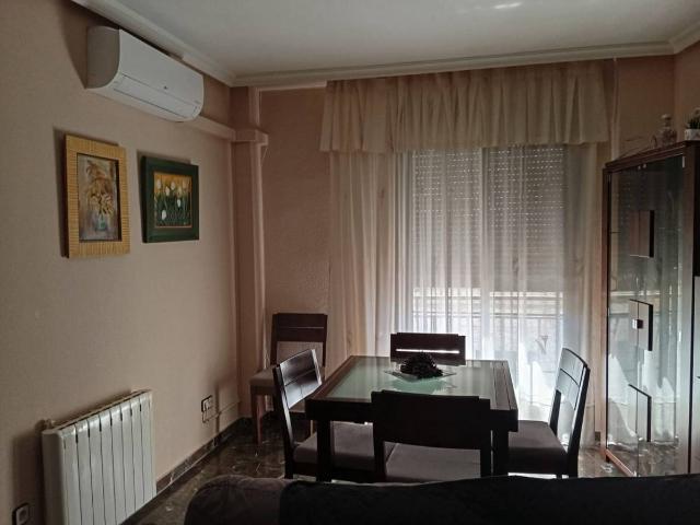 Piso en venta en Linares, Andalucía